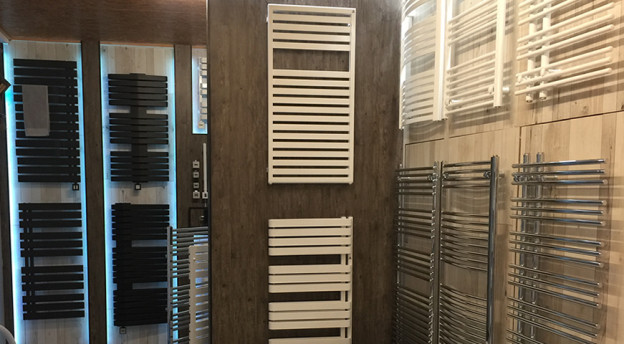 Showroom Badheizkörper Sanolux